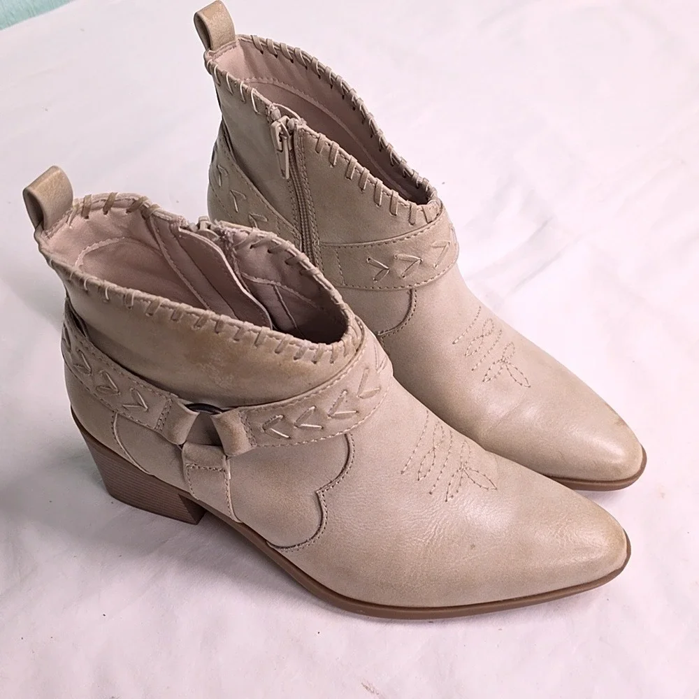 Frye and Co Palma Ankle Boots Women 7.5 Beige Western Boho Cowgirl Festival